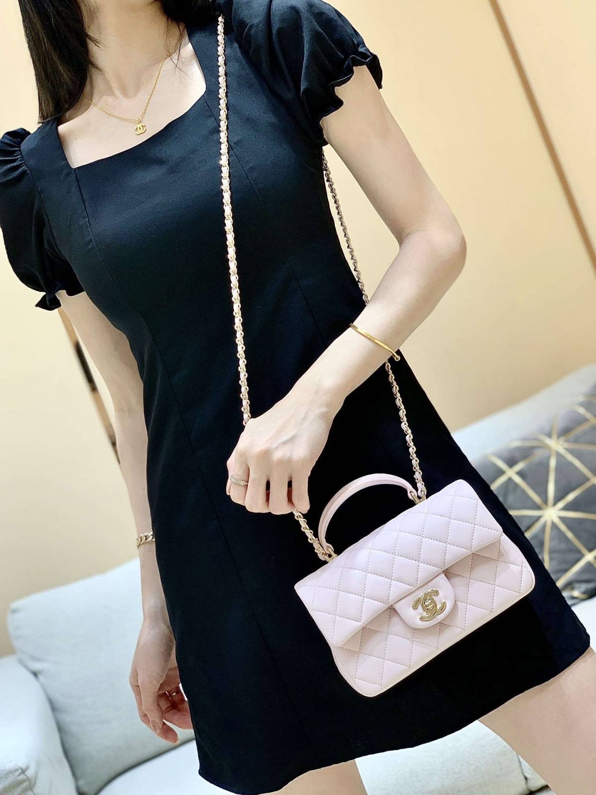 Ellebag’s Masterful Recreation of the Chanel Classic Flap Mini Handle AP2431: A Journey Through Three Exquisite Hues(2025 Jan Updated)-Best Quality Fake Louis Vuitton Bag Online Store, Replica designer bag ru