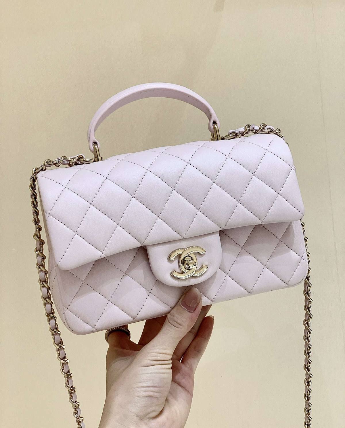 Ellebag’s Masterful Recreation of the Chanel Classic Flap Mini Handle AP2431: A Journey Through Three Exquisite Hues(2025 Jan Updated)-Best Quality Fake Louis Vuitton Bag Online Store, Replica designer bag ru