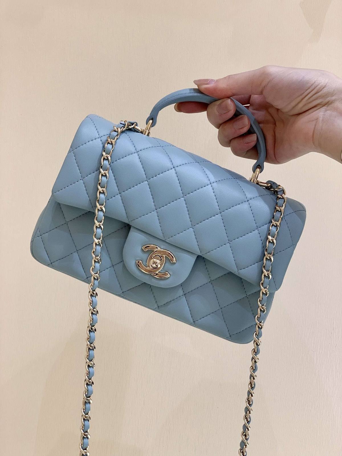 Ellebag’s Masterful Recreation of the Chanel Classic Flap Mini Handle AP2431: A Journey Through Three Exquisite Hues(2025 Jan Updated)-Best Quality Fake Louis Vuitton Bag Online Store, Replica designer bag ru