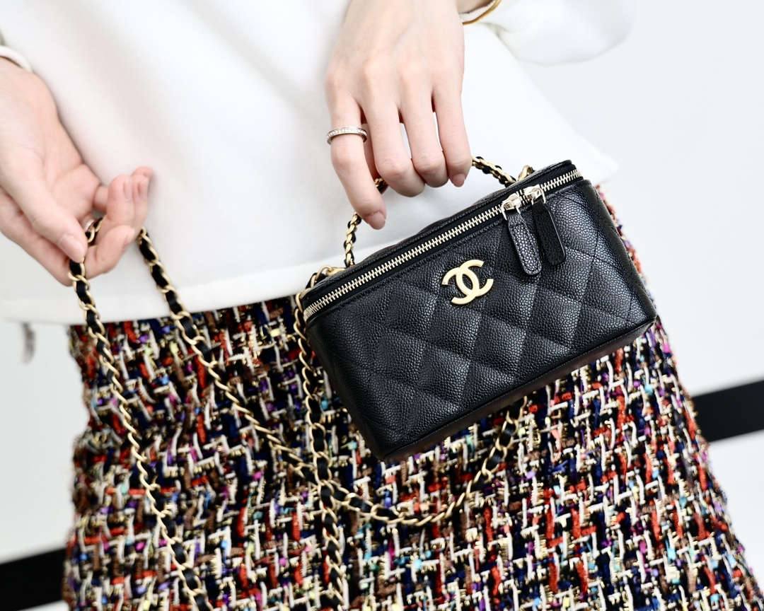 Ellebag’s Masterful Recreation of the Chanel Top Handle Vanity AP2805: A Journey Through Four Exquisite Hues(2025 Jan Updated)-Best Quality Fake Louis Vuitton Bag Online Store, Replica designer bag ru