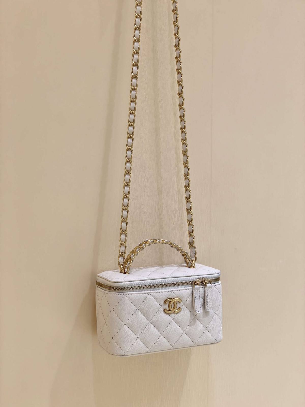 Ellebag’s Masterful Recreation of the Chanel Top Handle Vanity AP2805: A Journey Through Four Exquisite Hues(2025 Jan Updated)-Best Quality Fake Louis Vuitton Bag Online Store, Replica designer bag ru