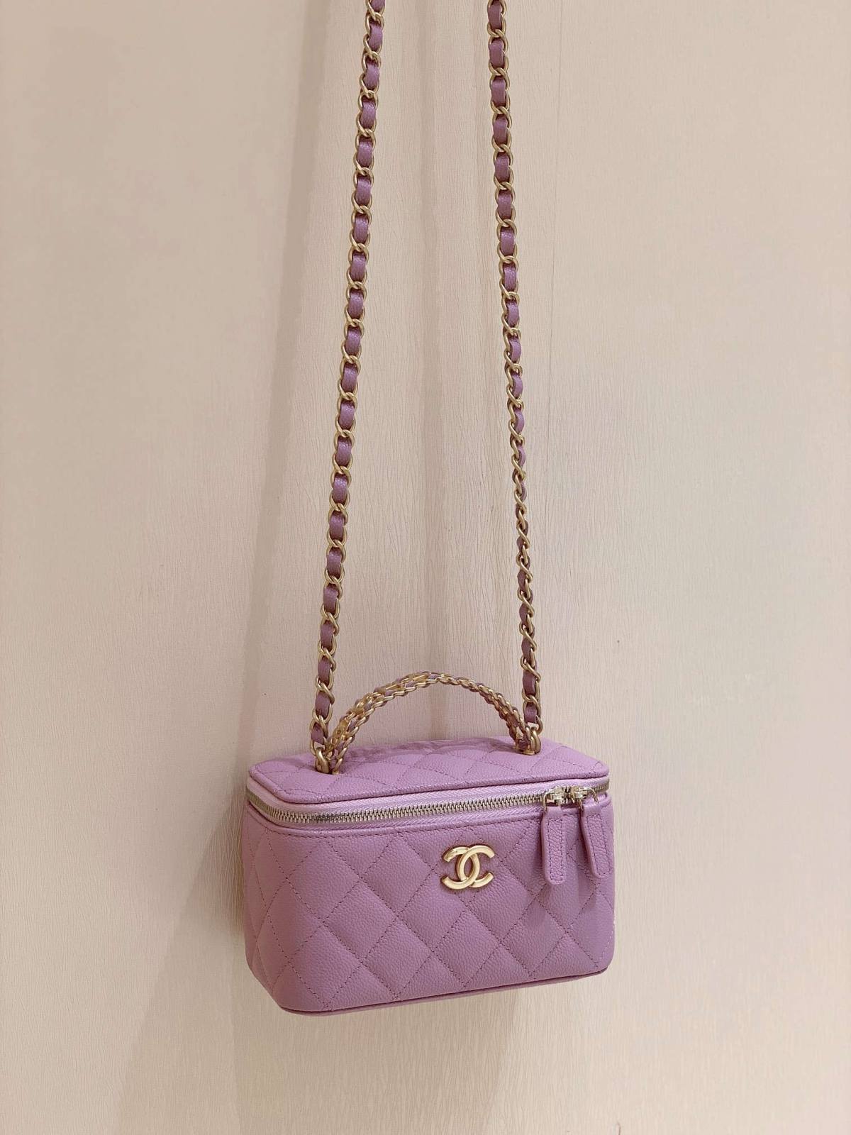 Ellebag’s Masterful Recreation of the Chanel Top Handle Vanity AP2805: A Journey Through Four Exquisite Hues(2025 Jan Updated)-Best Quality Fake Louis Vuitton Bag Online Store, Replica designer bag ru