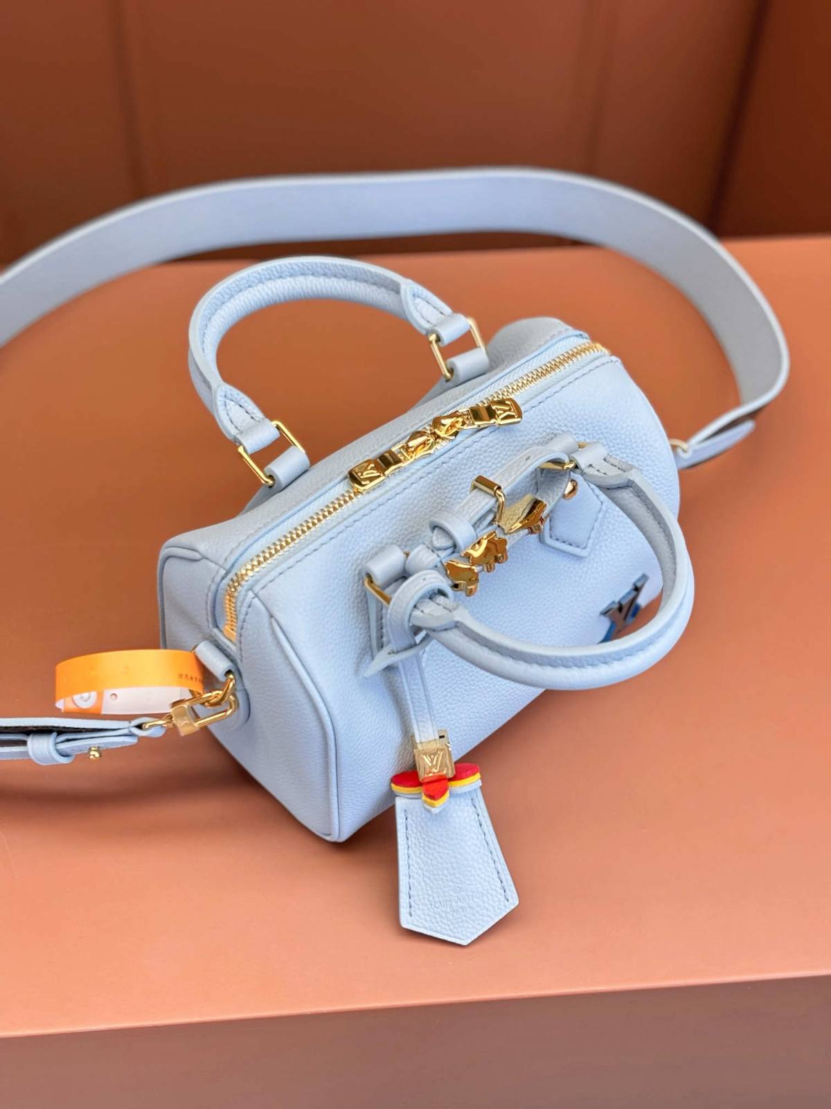 “Ellebag’s 1:1 Replica of Louis Vuitton Speedy Bandoulière 18 M24604: A Fusion of Craftsmanship and Innovation”(2025 Jan Updated)-အရည်အသွေးအကောင်းဆုံးအတု Louis Vuitton Bag အွန်လိုင်းစတိုး၊ ပုံစံတူဒီဇိုင်နာအိတ် ru