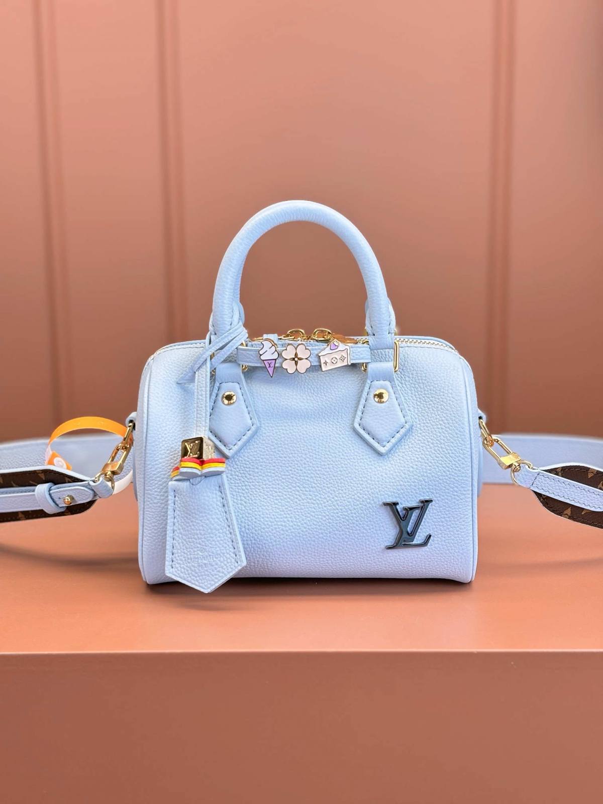 “Ellebag’s 1:1 Replica of Louis Vuitton Speedy Bandoulière 18 M24604: A Fusion of Craftsmanship and Innovation”(2025 Jan Updated)-အရည်အသွေးအကောင်းဆုံးအတု Louis Vuitton Bag အွန်လိုင်းစတိုး၊ ပုံစံတူဒီဇိုင်နာအိတ် ru