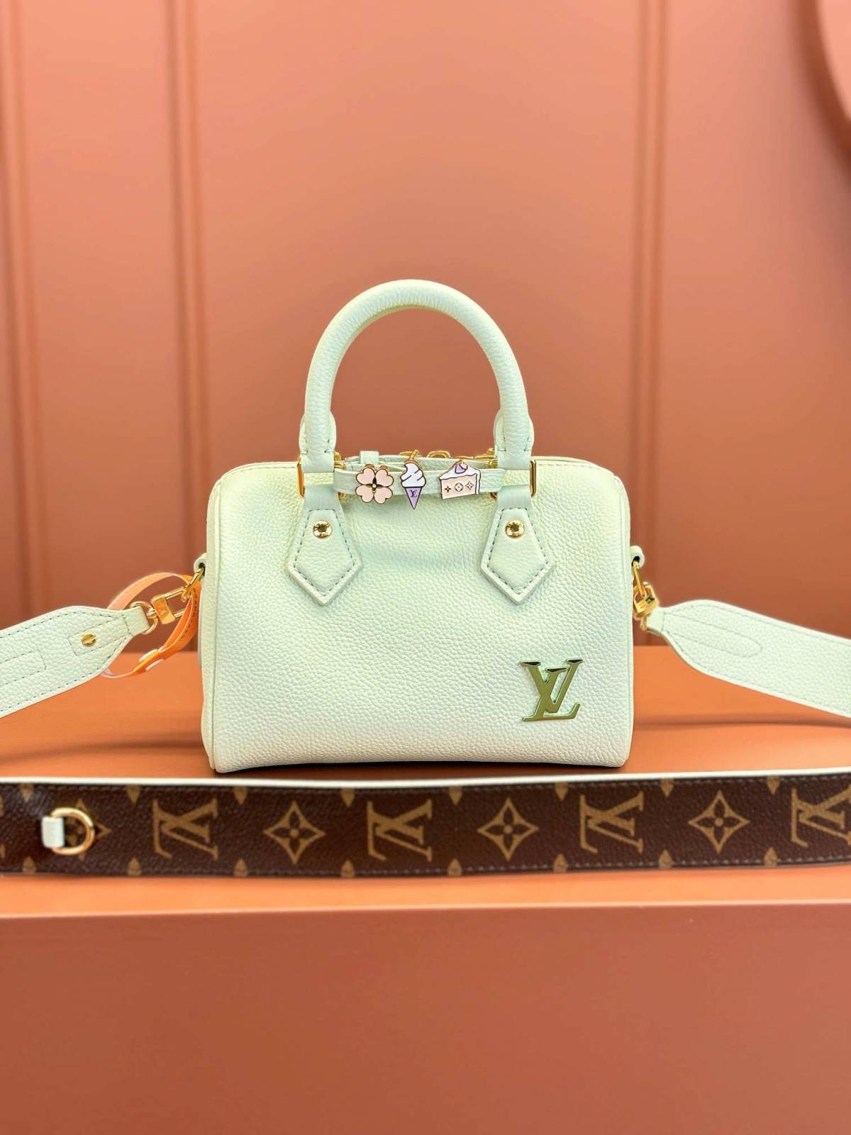 “Ellebag’s 1:1 Replica of Louis Vuitton Speedy Bandoulière 18 M24605: A Masterpiece of Craftsmanship and Precision”(2025 Jan Updated)-Best Quality Fake Louis Vuitton Bag Online Store, Replica designer bag ru