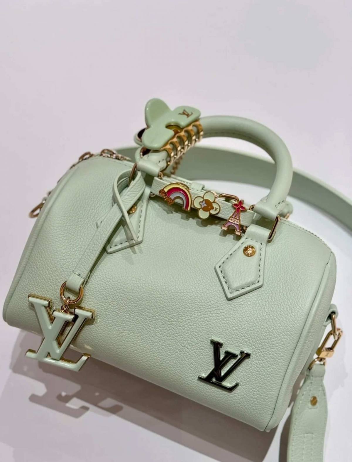 “Ellebag’s 1:1 Replica of Louis Vuitton Speedy Bandoulière 18 M24605: A Masterpiece of Craftsmanship and Precision”(2025 Jan Updated)-Best Quality Fake Louis Vuitton Bag Online Store, Replica designer bag ru