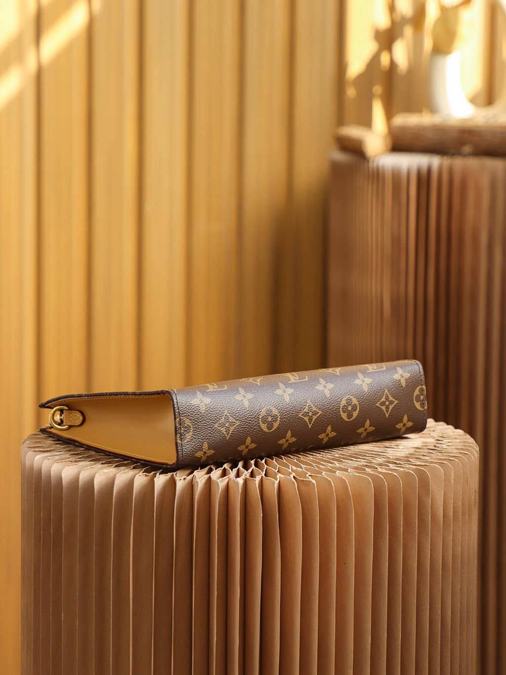 Ellebag’s 1:1 Replica of Louis Vuitton Toiletry 26 M81412: The Iconic Monogram Wash Bag with Modern Functionality(2025 Jan Updated)-Інтэрнэт-крама падробленай сумкі Louis Vuitton лепшай якасці, рэплікі дызайнерскай сумкі ru