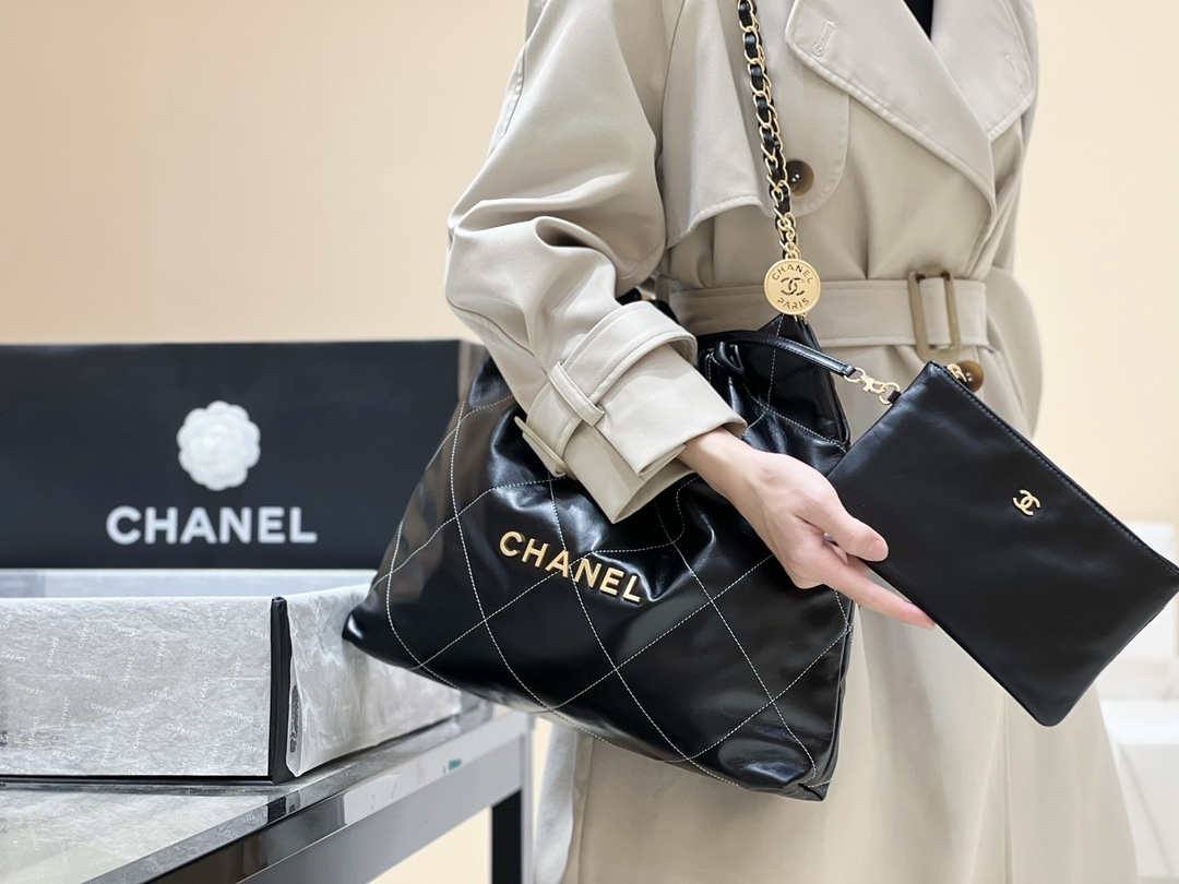 Ellebag’s Masterful Replica: The Black Calfskin Chanel 22 Handbag AS3261 with Gold Hardware(2025 Jan Updated)-Best Quality Fake Louis Vuitton Bag Online Store, Replica designer bag ru