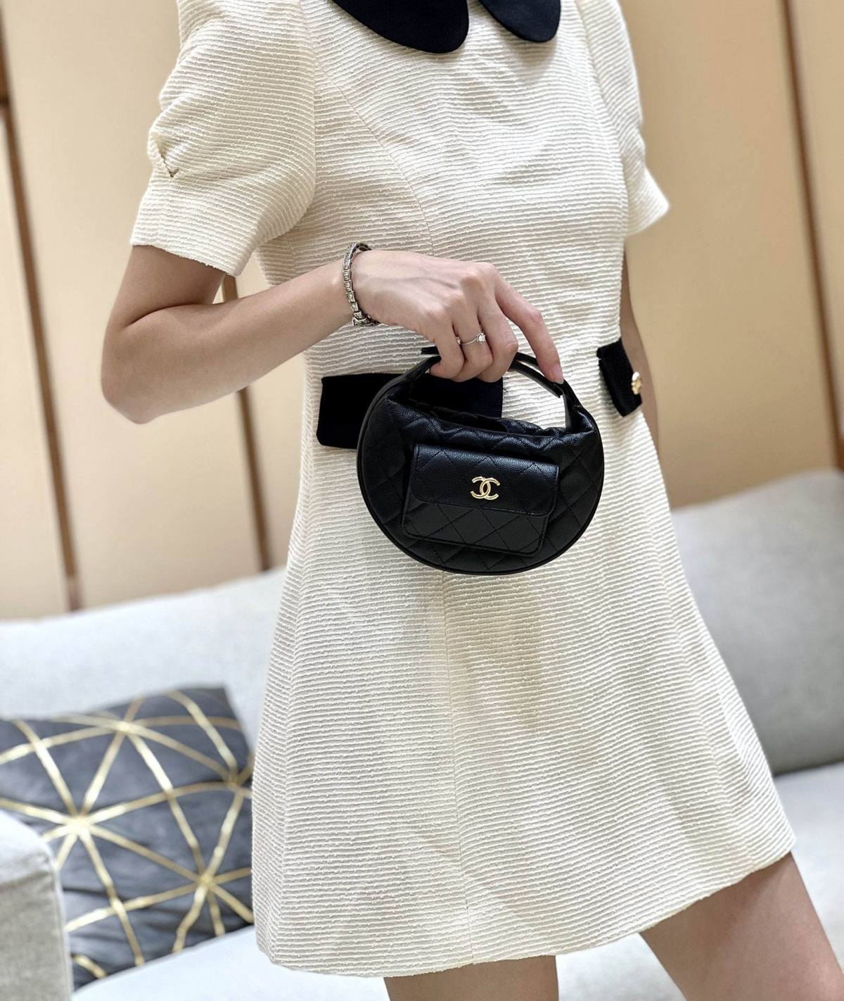 Ellebag’s Masterful Replica: The Black Caviar Leather Chanel AP3467 with Gold Hardware(2025 Feb Updated)-Best Quality Fake Louis Vuitton Bag Online Store, Replica designer bag ru