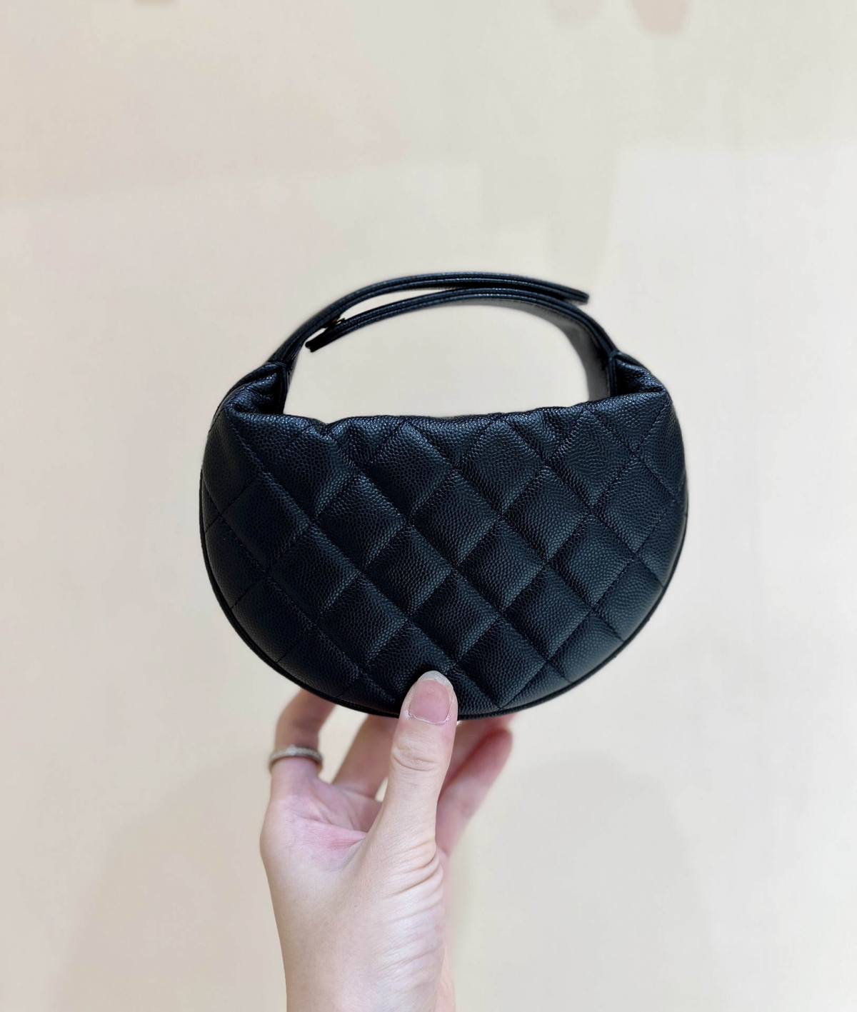 Ellebag’s Masterful Replica: The Black Caviar Leather Chanel AP3467 with Gold Hardware(2025 Feb Updated)-Best Quality Fake Louis Vuitton Bag Online Store, Replica designer bag ru