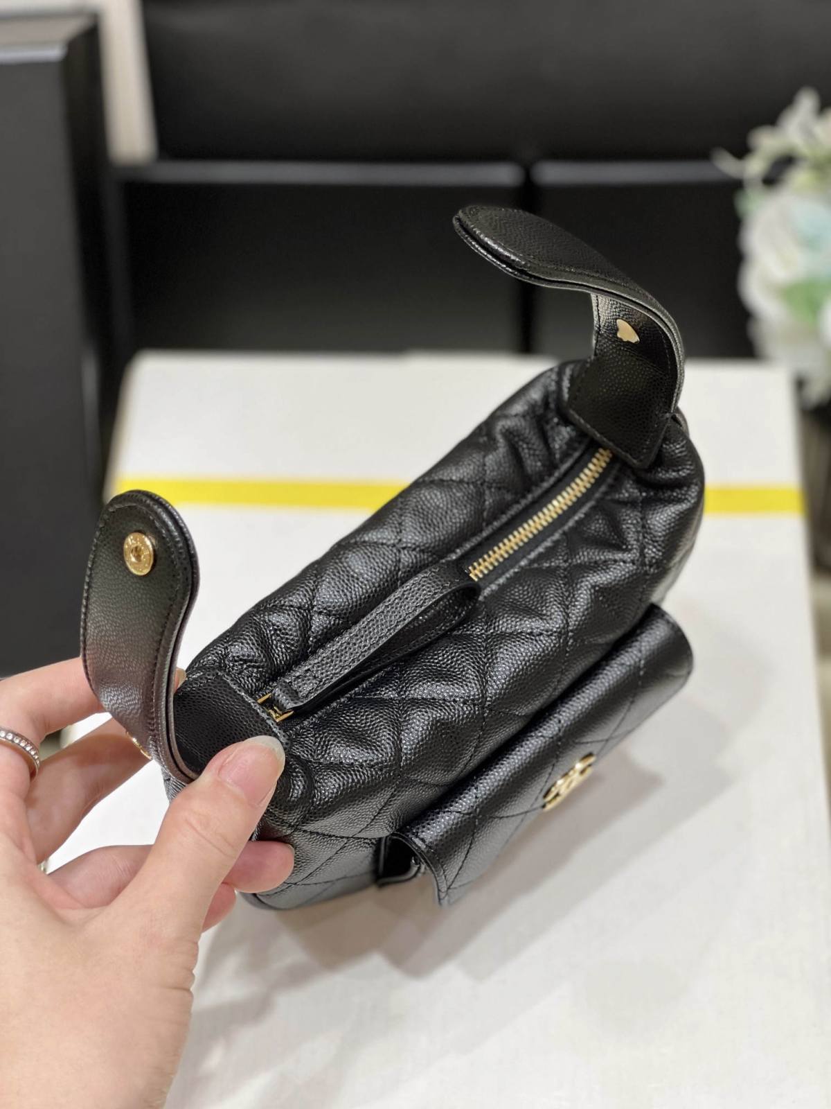 Ellebag’s Masterful Replica: The Black Caviar Leather Chanel AP3467 with Gold Hardware(2025 Feb Updated)-Best Quality Fake Louis Vuitton Bag Online Store, Replica designer bag ru