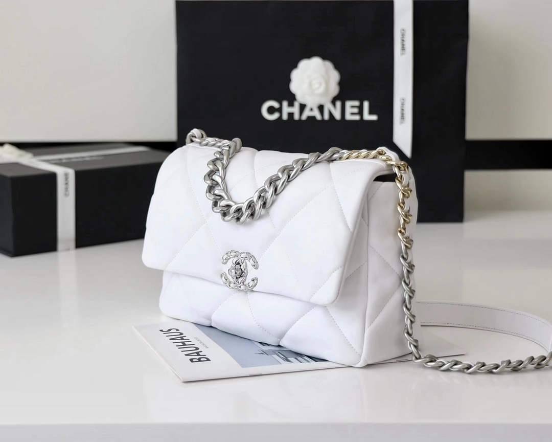 Ellebag’s Meticulous Recreation of the Chanel 19 Bag: A Comparative Study of AS1160 and AS1161 Models(2025 Feb Updated)-Best Quality Fake Louis Vuitton Bag Online Store, Replica designer bag ru