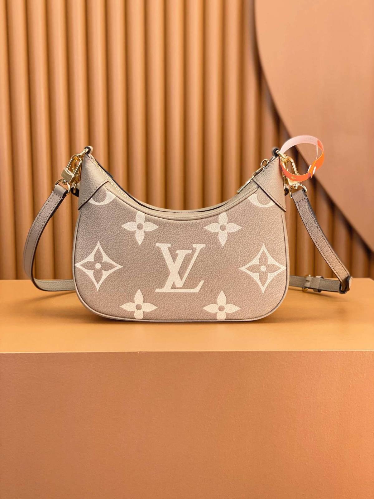 Ellebag’s 1:1 Replica of the Louis Vuitton BAGATELLE Handbag M46112: A Tribute to Timeless Craftsmanship(2025 Feb Updated)-Best Quality Fake Louis Vuitton Bag Online Store, Replica designer bag ru