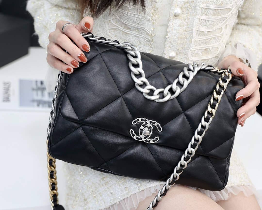 Ellebag’s Meticulous Recreation of the Chanel 19 Bag: A Comparative Study of AS1160 and AS1161 Models(2025 Feb Updated)-Best Quality Fake Louis Vuitton Bag Online Store, Replica designer bag ru