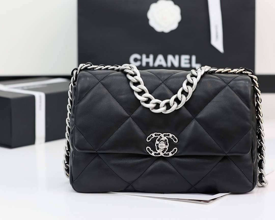 Ellebag’s Meticulous Recreation of the Chanel 19 Bag: A Comparative Study of AS1160 and AS1161 Models(2025 Feb Updated)-Best Quality Fake Louis Vuitton Bag Online Store, Replica designer bag ru