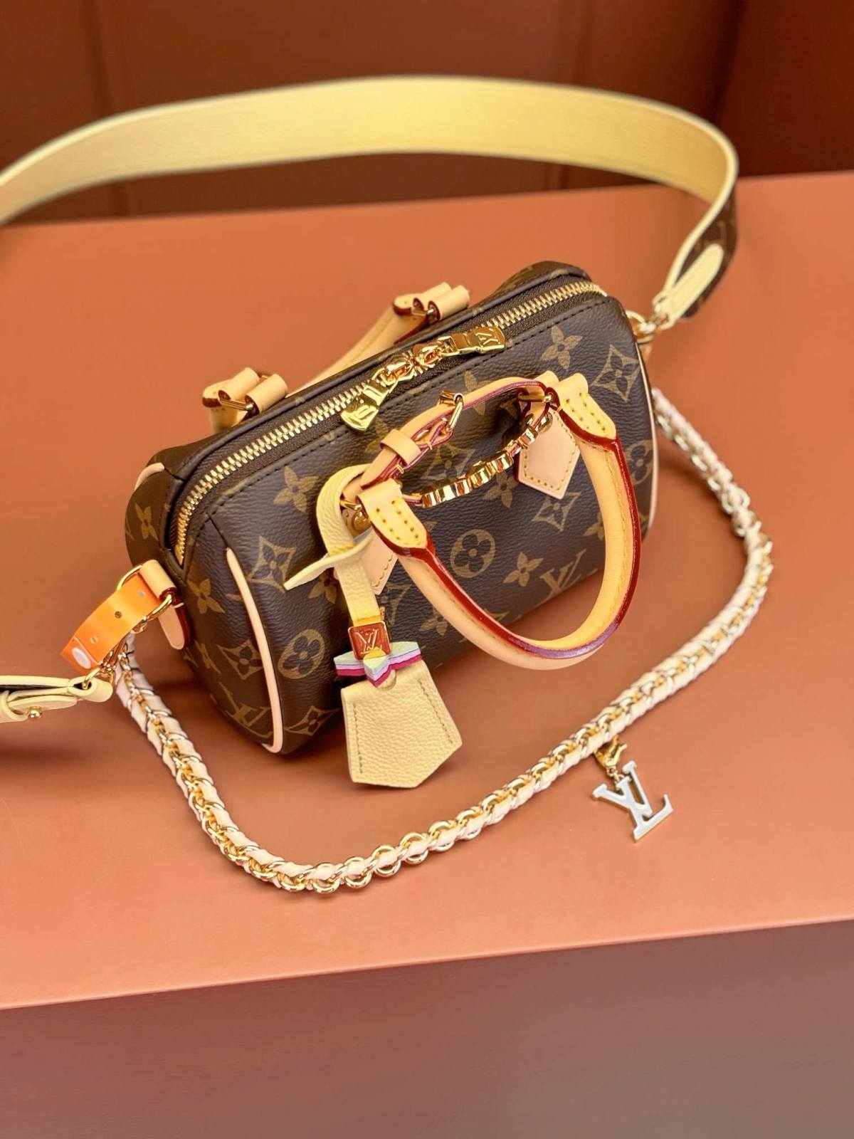 Ellebag’s 1:1 Replica of the Louis Vuitton SPEEDY BANDOULIÈRE 18 Handbag M46970: A Masterpiece of Craftsmanship(2025 Feb Updated)-Լավագույն որակի կեղծ Louis Vuitton պայուսակների առցանց խանութ, Replica դիզայներական պայուսակ ru