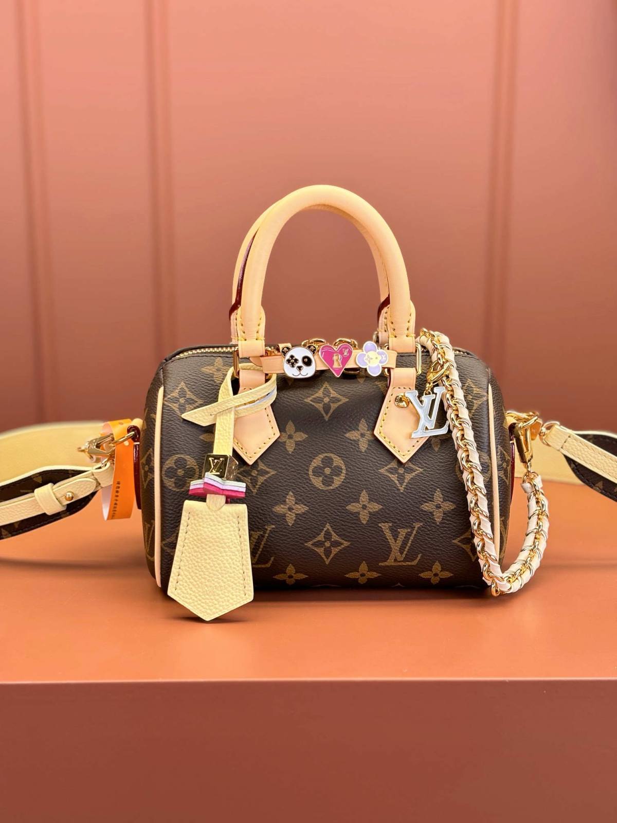 Ellebag’s 1:1 Replica of the Louis Vuitton SPEEDY BANDOULIÈRE 18 Handbag M46970: A Masterpiece of Craftsmanship(2025 Feb Updated)-Լավագույն որակի կեղծ Louis Vuitton պայուսակների առցանց խանութ, Replica դիզայներական պայուսակ ru