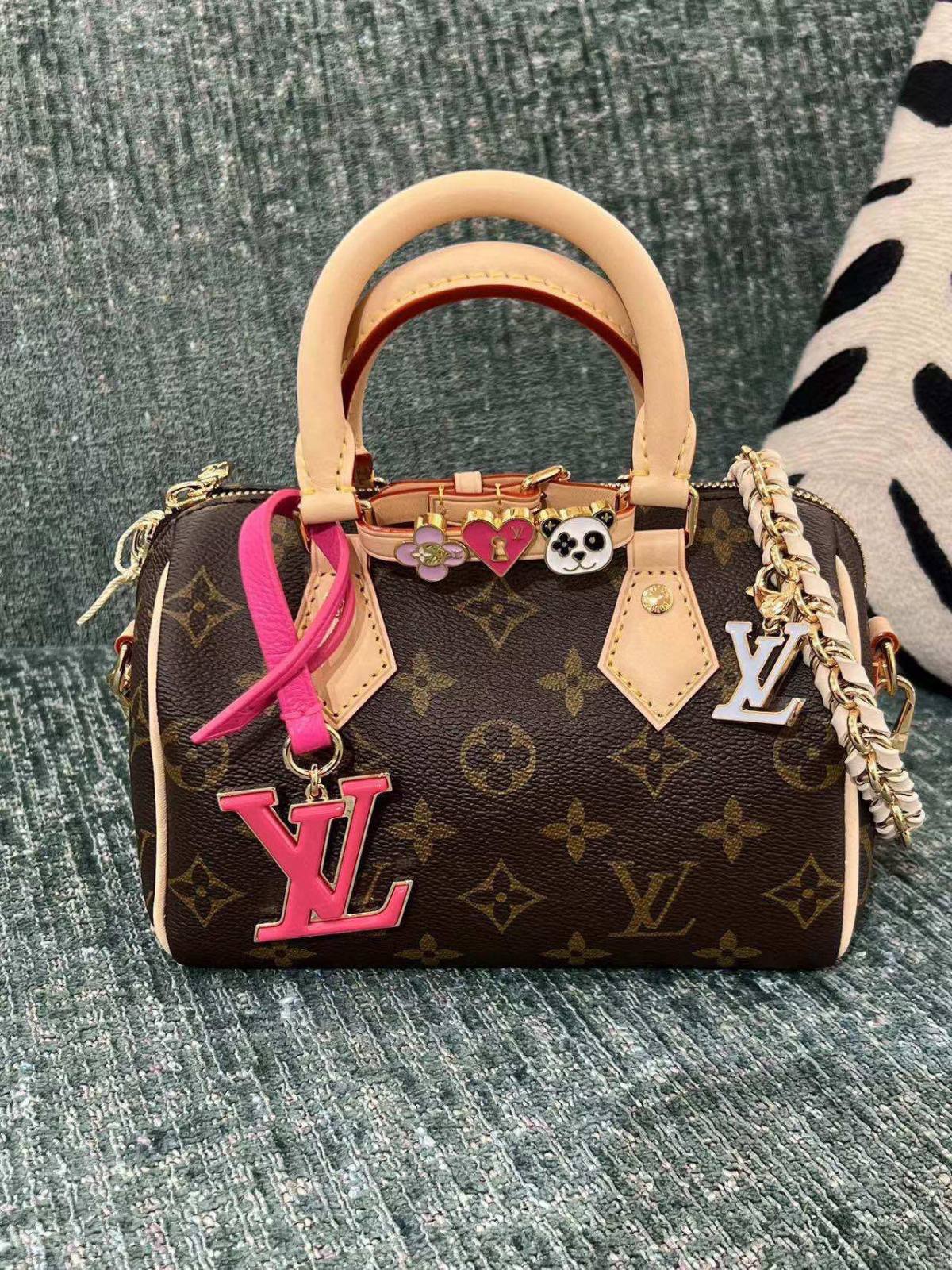 Ellebag’s 1:1 Replica of the Louis Vuitton SPEEDY BANDOULIÈRE 18 Handbag M46970: A Masterpiece of Craftsmanship(2025 Feb Updated)-Լավագույն որակի կեղծ Louis Vuitton պայուսակների առցանց խանութ, Replica դիզայներական պայուսակ ru