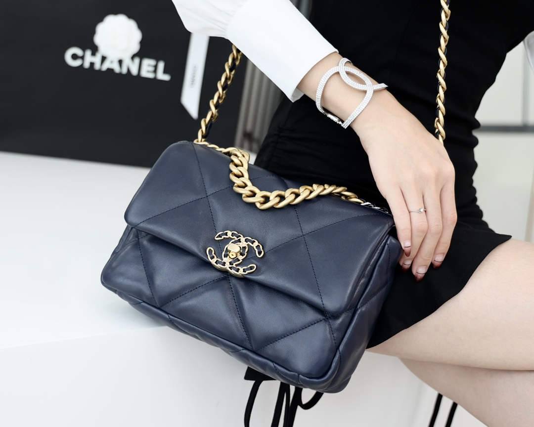 Ellebag’s Meticulous Recreation of the Chanel 19 Bag AS1160: A Spectrum of Elegance in Six Distinct Hues(2025 Feb Updated)-Best Quality Fake Louis Vuitton Bag Online Store, Replica designer bag ru