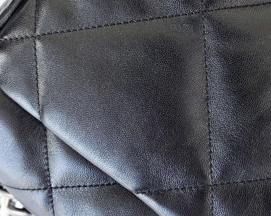 Ellebag’s Meticulous Recreation of the Chanel 19 Bag AS1160: A Testament to Craftsmanship and Precision(2025 Feb Updated)-Best Quality Fake Louis Vuitton Bag Online Store, Replica designer bag ru