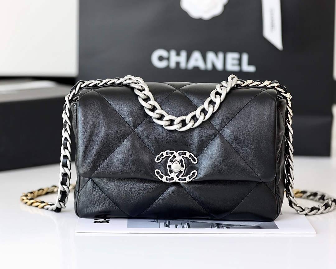 Ellebag’s Meticulous Recreation of the Chanel 19 Bag AS1160: A Testament to Craftsmanship and Precision(2025 Feb Updated)-Best Quality Fake Louis Vuitton Bag Online Store, Replica designer bag ru