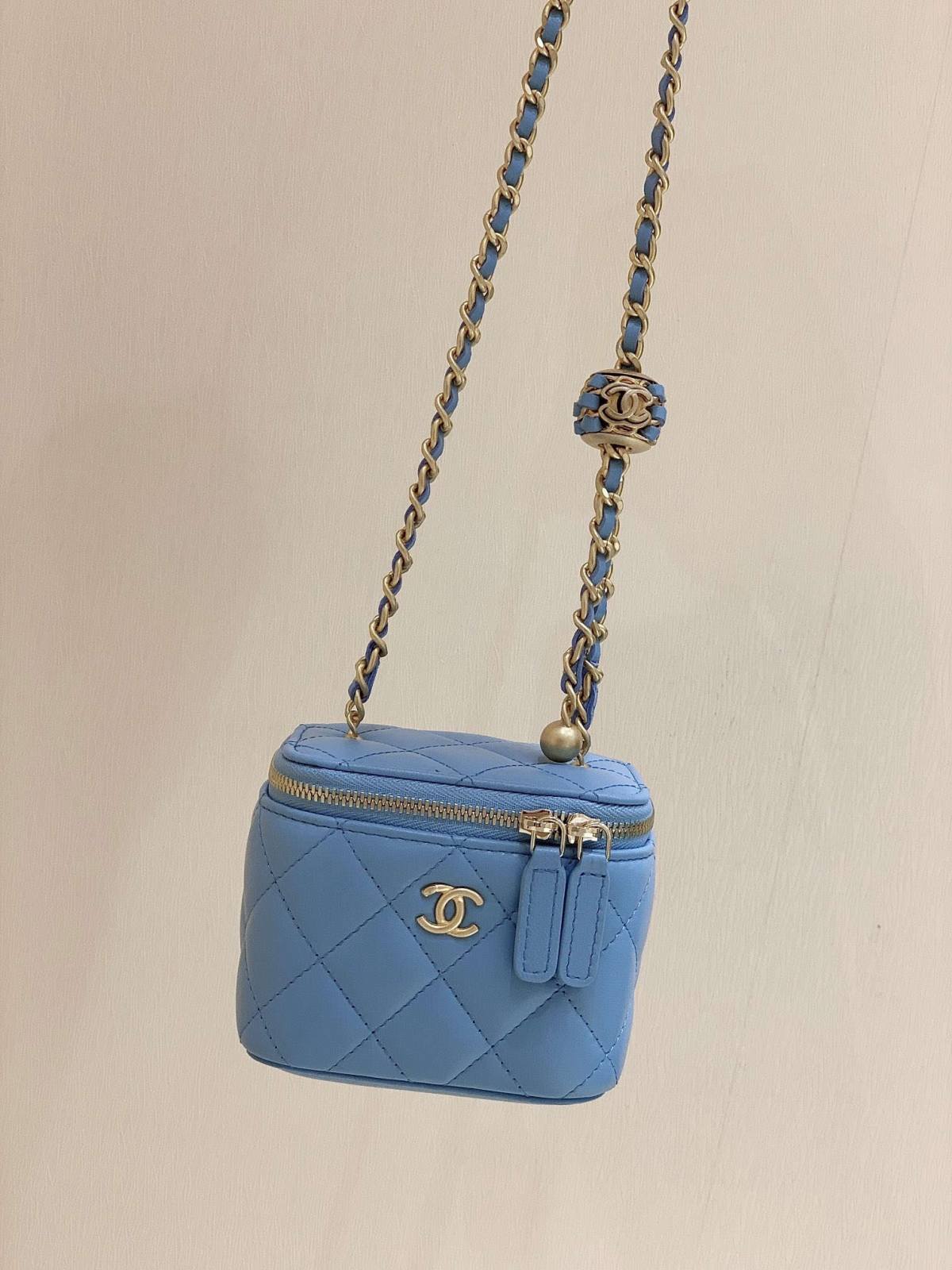 Ellebag’s Meticulous Recreation of the Chanel 22P AP1447: A Tale of Craftsmanship and Precision black and blue(2025 Feb Updated)-Best Quality Fake Louis Vuitton Bag Online Store, Replica designer bag ru