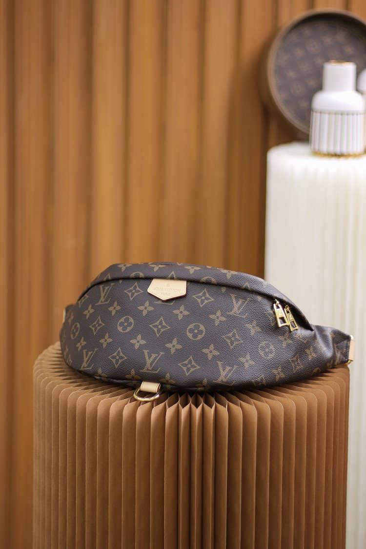 “Ellebag’s 1:1 Replica of Louis Vuitton Bum Bag M43644: A Perfect Blend of Functionality and Fashion”(2025 Feb Updated)-Best Quality adịgboroja Louis vuitton akpa Online Store, oyiri mmebe akpa ru