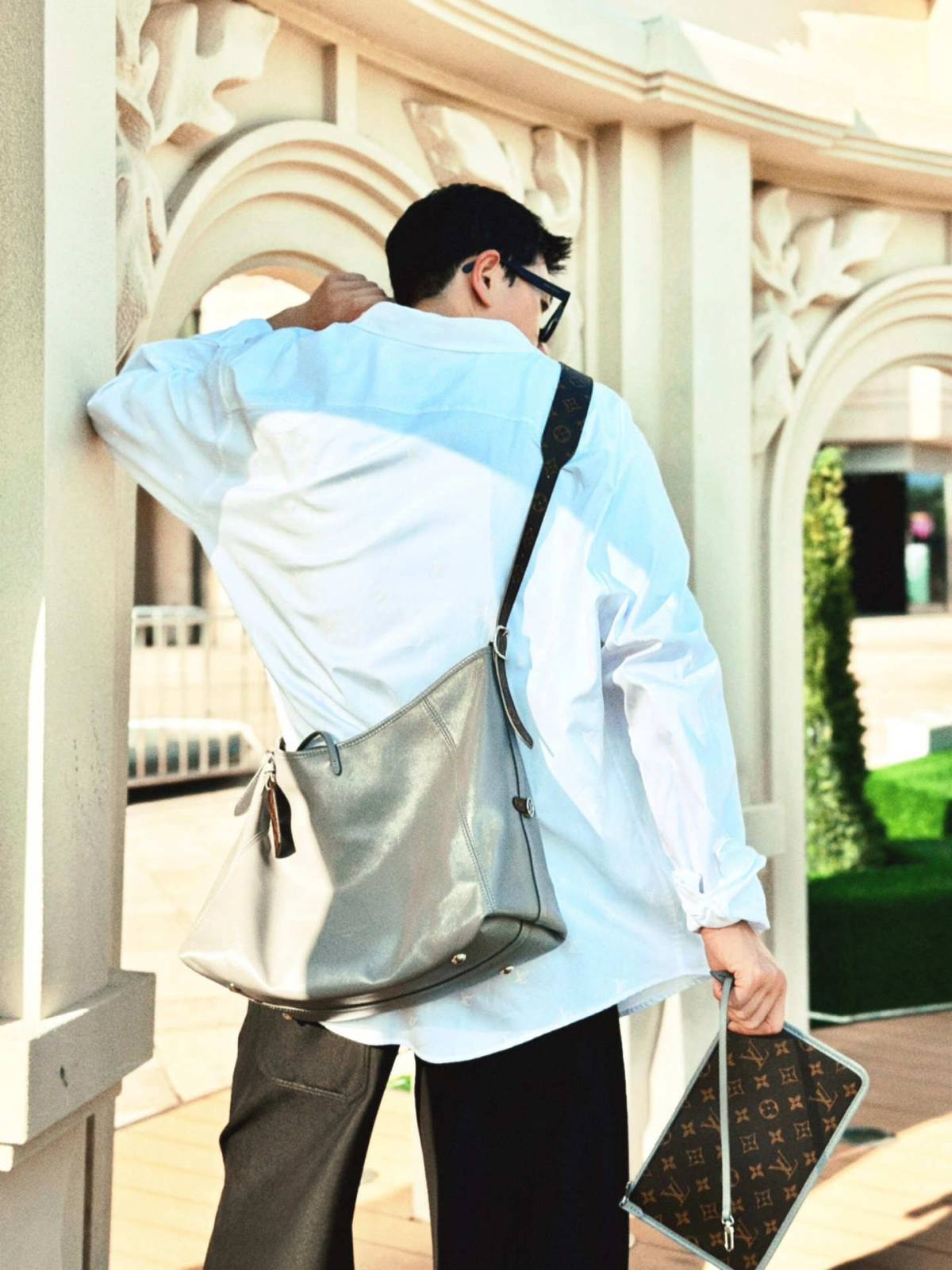 “Ellebag’s 1:1 Replica of Louis Vuitton Carryall Cargo Small M12579: A Perfect Blend of Craftsmanship and Luxury”(2025 Feb Updated)-Best Quality Fake Louis Vuitton Bag Online Store, Replica designer bag ru