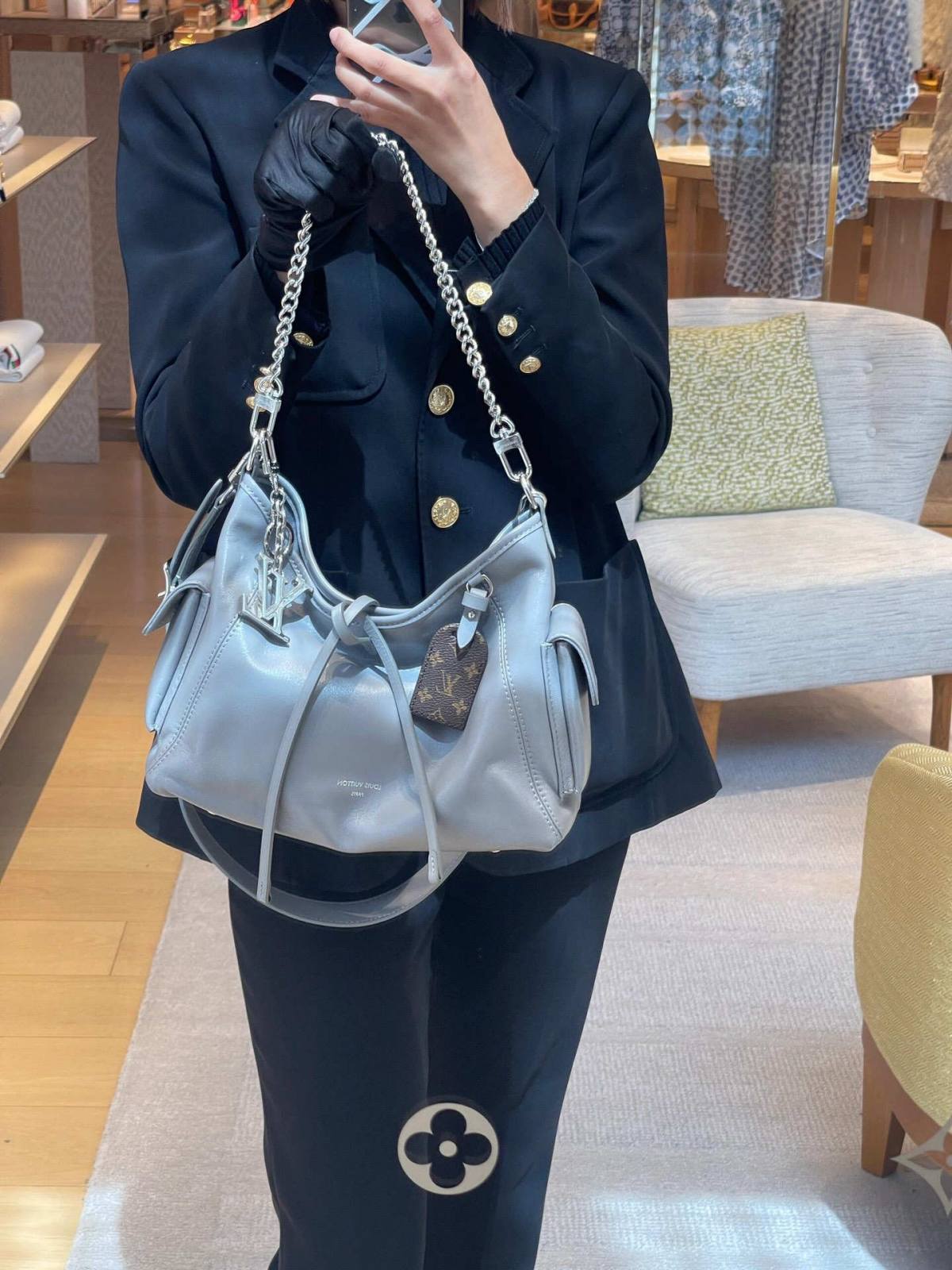 “Ellebag’s 1:1 Replica of Louis Vuitton Carryall Cargo Small M12579: A Perfect Blend of Craftsmanship and Luxury”(2025 Feb Updated)-Best Quality Fake Louis Vuitton Bag Online Store, Replica designer bag ru