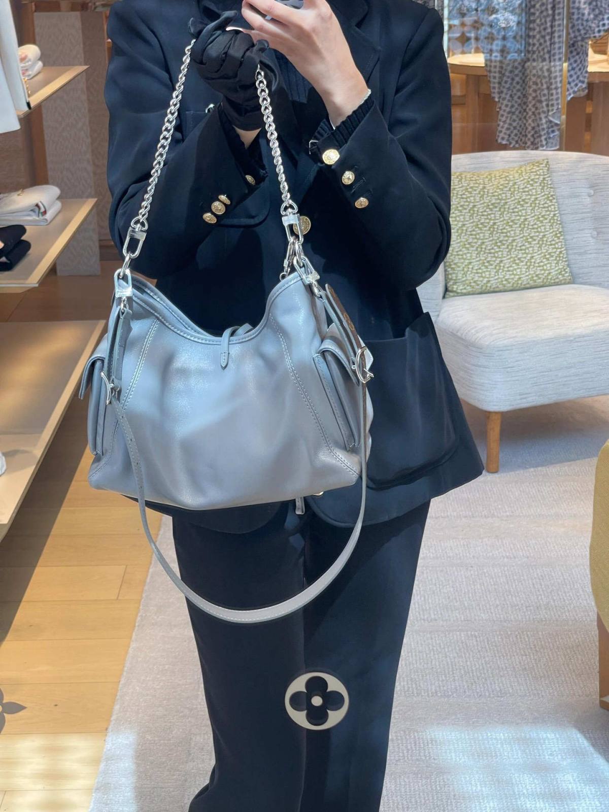 “Ellebag’s 1:1 Replica of Louis Vuitton Carryall Cargo Small M12579: A Perfect Blend of Craftsmanship and Luxury”(2025 Feb Updated)-Best Quality Fake Louis Vuitton Bag Online Store, Replica designer bag ru