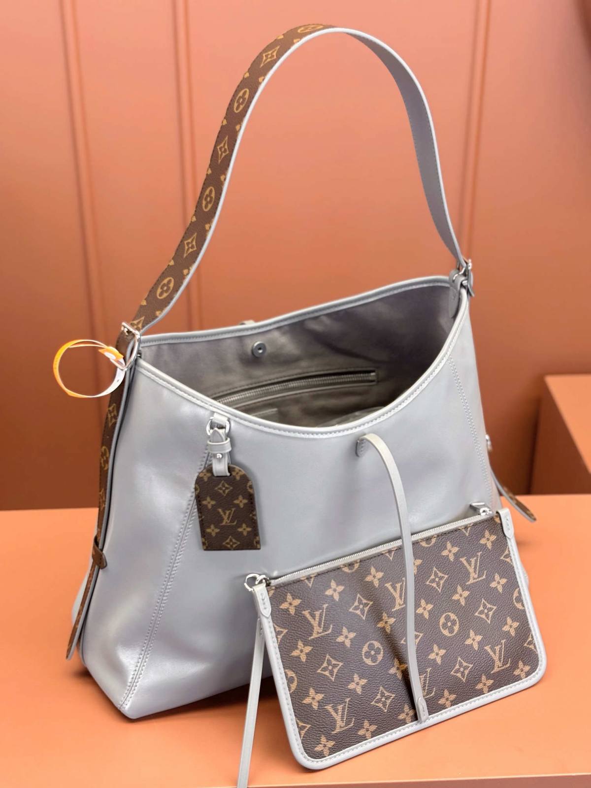 “Ellebag’s 1:1 Replica of Louis Vuitton Carryall Dark M12583: Crafting Luxury with Precision and Excellence”(2025 Feb Updated)-Best Quality Fake Louis Vuitton Bag Online Store, Replica designer bag ru