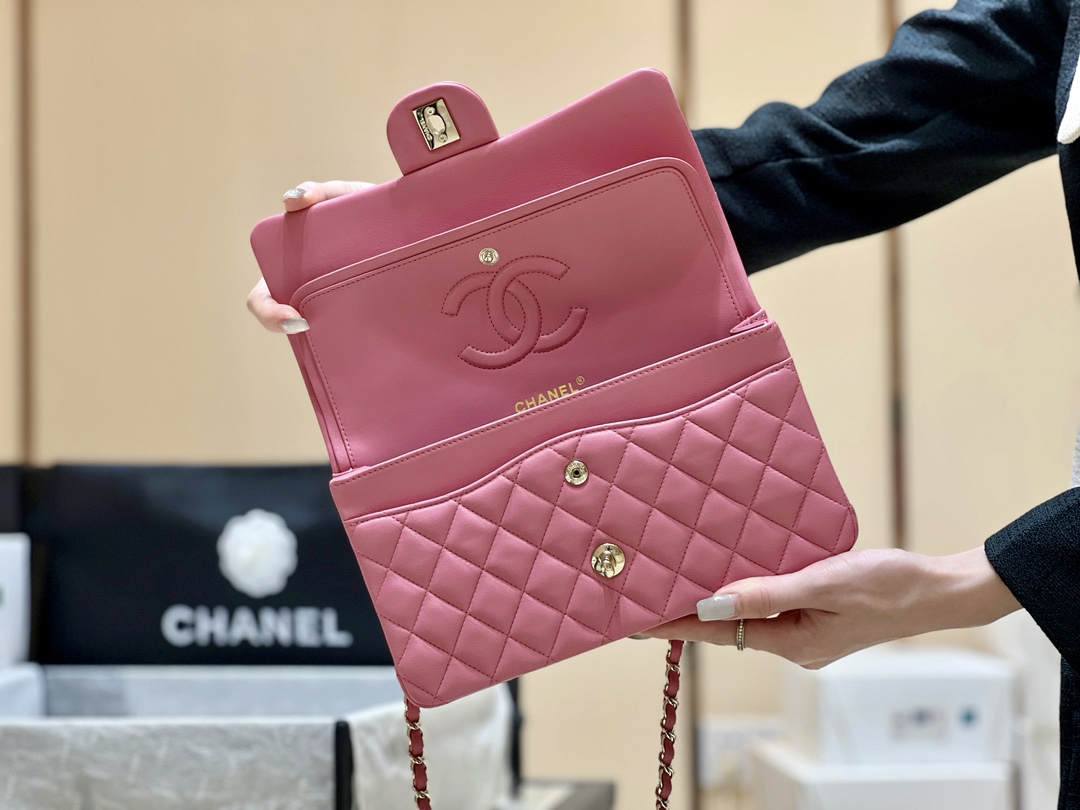 Ellebag’s Top-Grade Replica of the Chanel Classic Flap Medium Bag: A 25.5cm Deep Pink Lambskin with Champagne Gold Hardware(2025 Feb Updated)-Best Quality Fake Louis Vuitton Bag Online Store, Replica designer bag ru