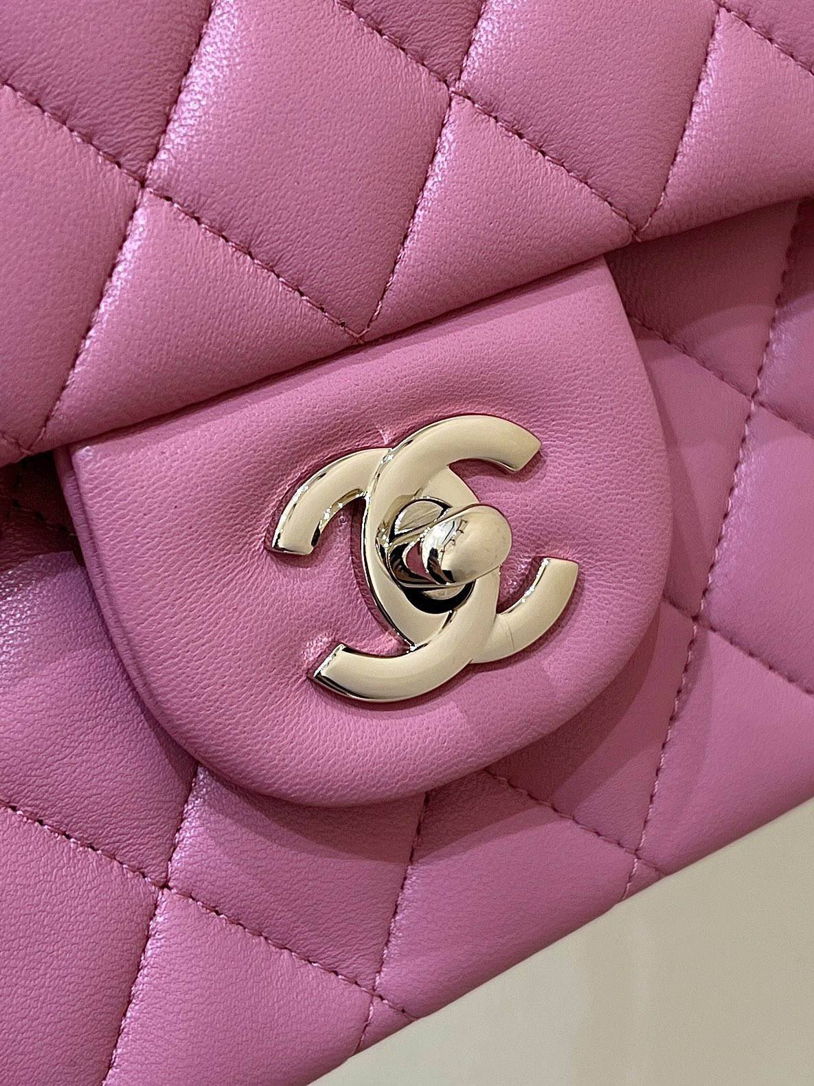 Ellebag’s Top-Grade Replica of the Chanel Classic Flap Medium Bag: A 25.5cm Deep Pink Lambskin with Champagne Gold Hardware(2025 Feb Updated)-Best Quality Fake Louis Vuitton Bag Online Store, Replica designer bag ru