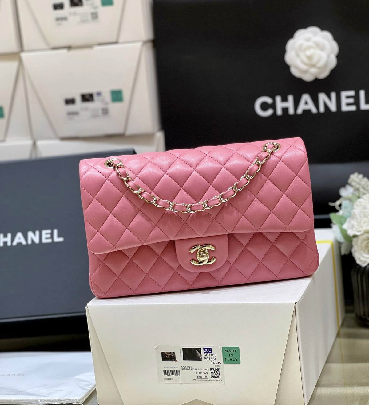 Ellebag’s Top-Grade Replica of the Chanel Classic Flap Medium Bag: A 25.5cm Deep Pink Lambskin with Champagne Gold Hardware(2025 Feb Updated)-Best Quality Fake Louis Vuitton Bag Online Store, Replica designer bag ru