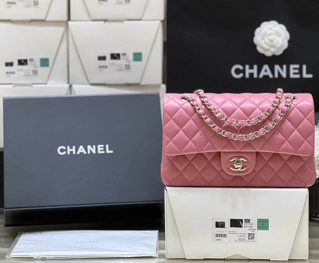 Ellebag’s Top-Grade Replica of the Chanel Classic Flap Medium Bag: A 25.5cm Deep Pink Lambskin with Champagne Gold Hardware(2025 Feb Updated)-Best Quality Fake Louis Vuitton Bag Online Store, Replica designer bag ru