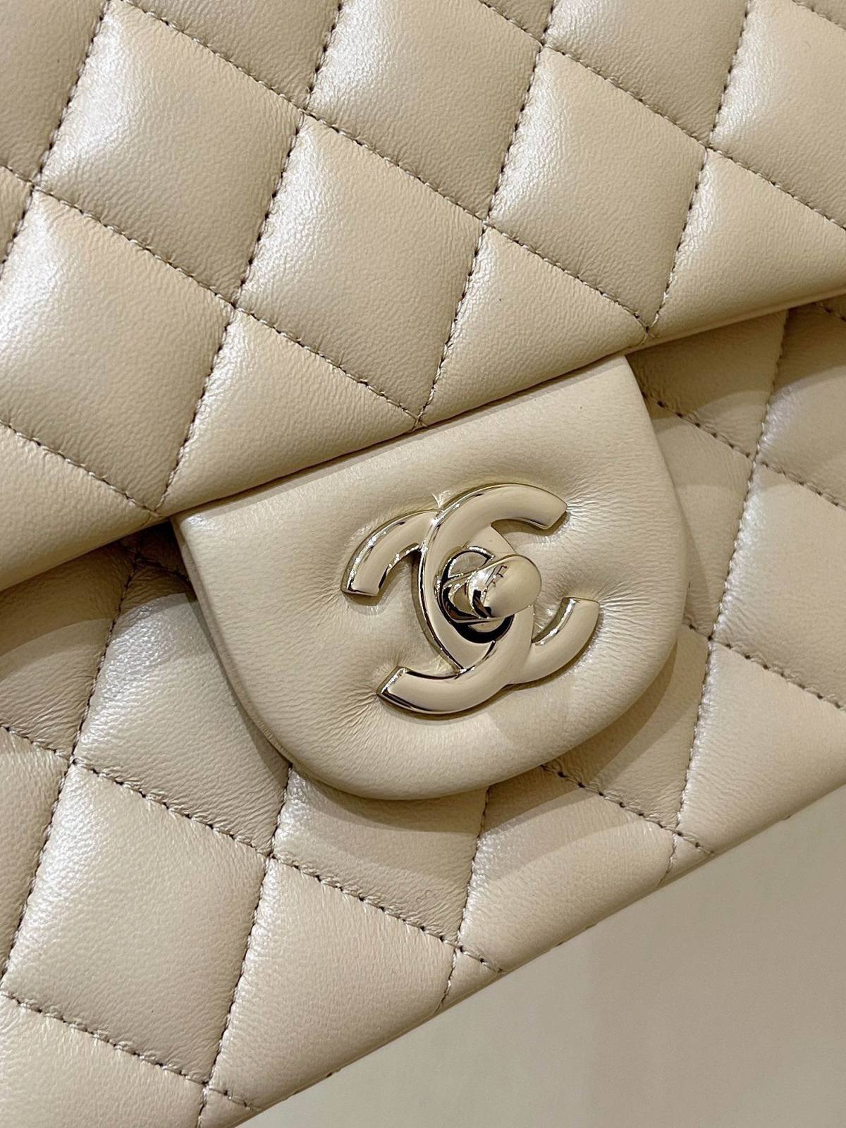 Ellebag’s Top-Grade Replica of the Chanel Classic Flap Medium Bag: A 25.5cm Light Beige Lambskin with Champagne Gold Hardware(2025 Feb Updated)-Best Quality Fake Louis Vuitton Bag Online Store, Replica designer bag ru