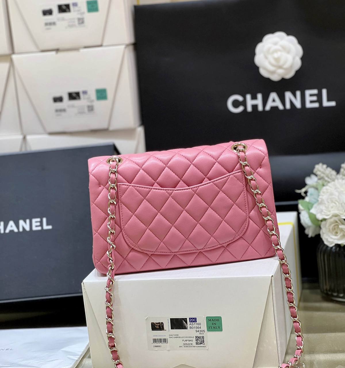 Ellebag’s Top-Grade Replica of the Chanel Classic Flap Small Bag: A 23cm Deep Pink Lambskin with Champagne Gold Hardware(2025 Feb Updated)-Bescht Qualitéit Fake Louis Vuitton Bag Online Store, Replica Designer Bag ru