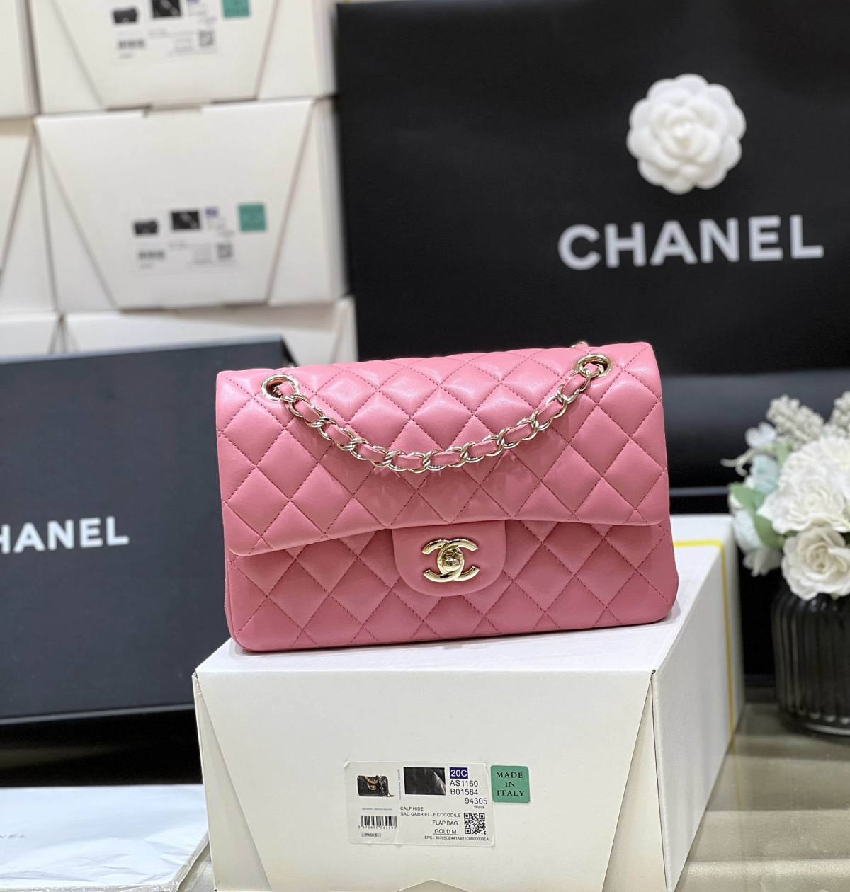 Ellebag’s Top-Grade Replica of the Chanel Classic Flap Small Bag: A 23cm Deep Pink Lambskin with Champagne Gold Hardware(2025 Feb Updated)-Bescht Qualitéit Fake Louis Vuitton Bag Online Store, Replica Designer Bag ru