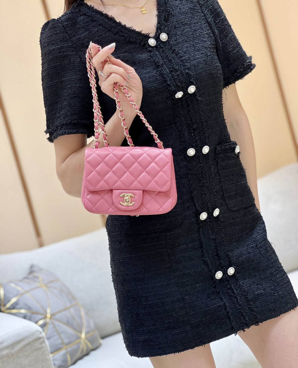 Ellebag’s Top-Grade Replica of the Chanel Mini Flap Bag: A 17cm Deep Pink Lambskin with Champagne Gold Hardware(2025 Feb Updated)-Best Quality Fake Louis Vuitton Bag Online Store, Replica designer bag ru