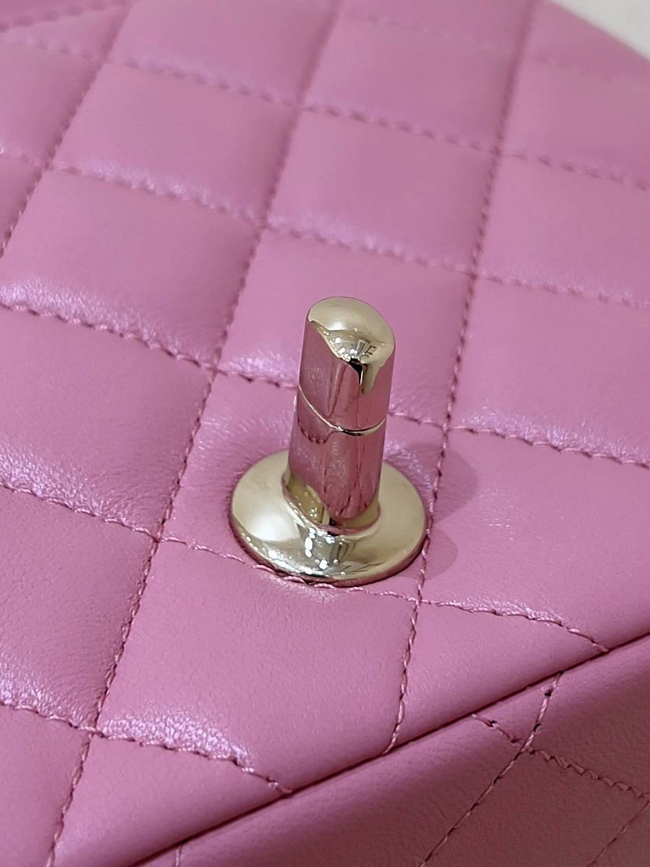 Ellebag’s Top-Grade Replica of the Chanel Mini Flap Bag: A 17cm Deep Pink Lambskin with Champagne Gold Hardware(2025 Feb Updated)-Best Quality Fake Louis Vuitton Bag Online Store, Replica designer bag ru