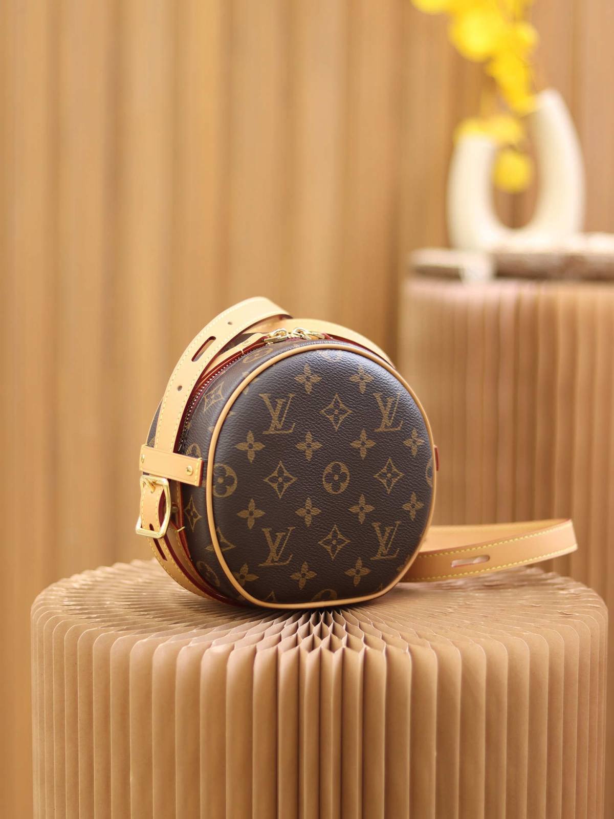 Ellebag’s 1:1 Replica of Louis Vuitton M45149 M52294 Boite Chapeau Souple: The Art of Timeless Craftsmanship(2025 Feb Updated)-ఉత్తమ నాణ్యత నకిలీ లూయిస్ విట్టన్ బ్యాగ్ ఆన్‌లైన్ స్టోర్, రెప్లికా డిజైనర్ బ్యాగ్ రు