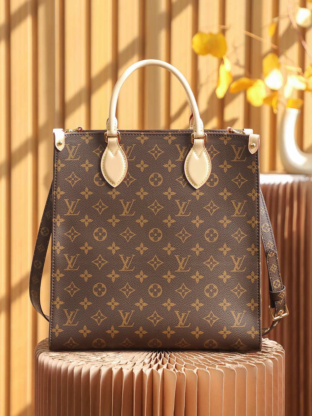 Ellebag’s 1:1 Replica of Louis Vuitton M45847 M45848 Sac Plat BB: The Ultimate Blend of Vintage Luxury and Modern Elegance(2025 Feb Updated)-Best Quality Replica designer Bag factory in China