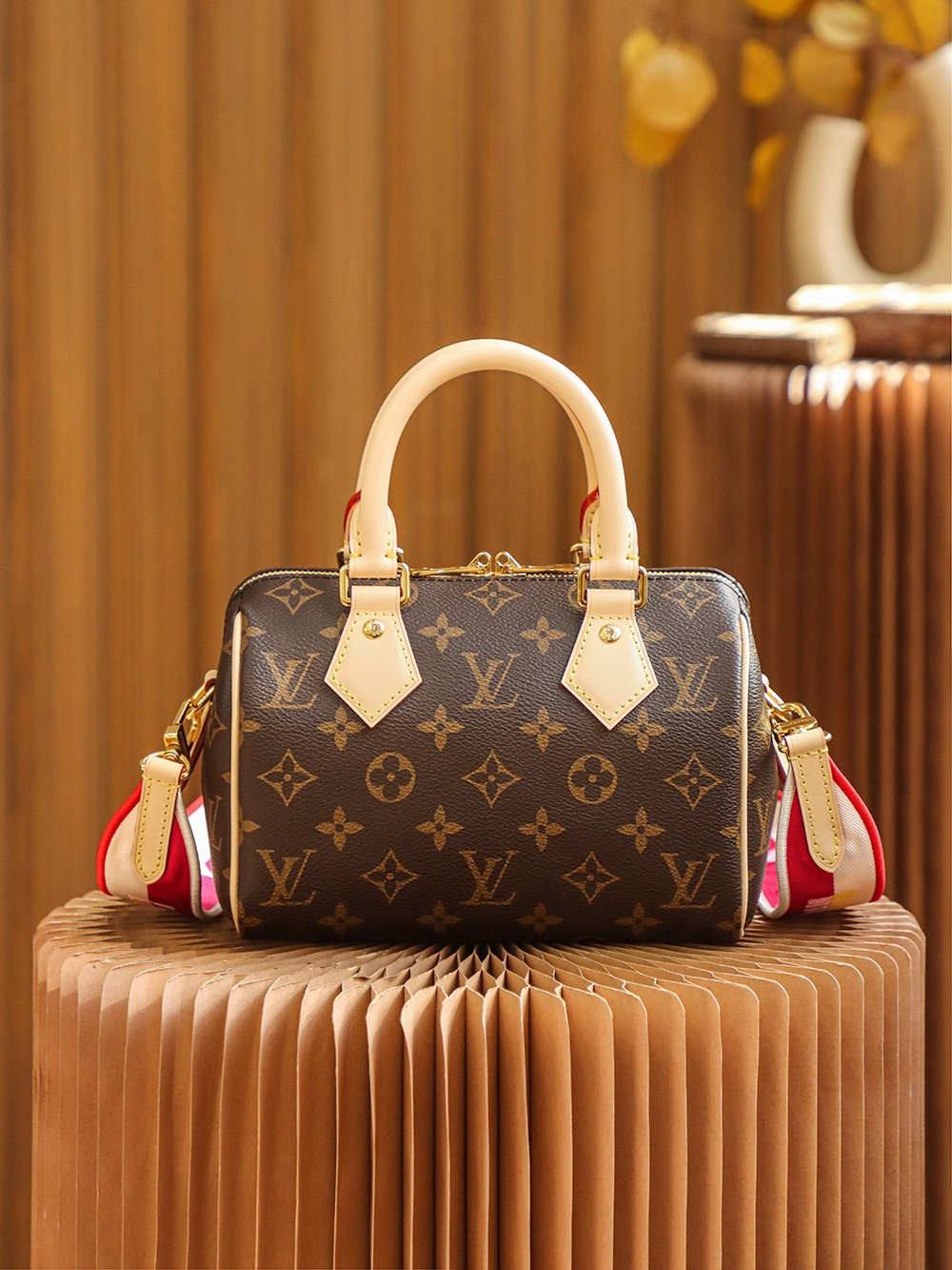 Ellebag’s 1:1 Replica of Louis Vuitton M45948 M45957 Speedy 20: The Ultimate Luxury Redefined(2025 Feb Updated)-Best Quality Replica designer Bag factory in China