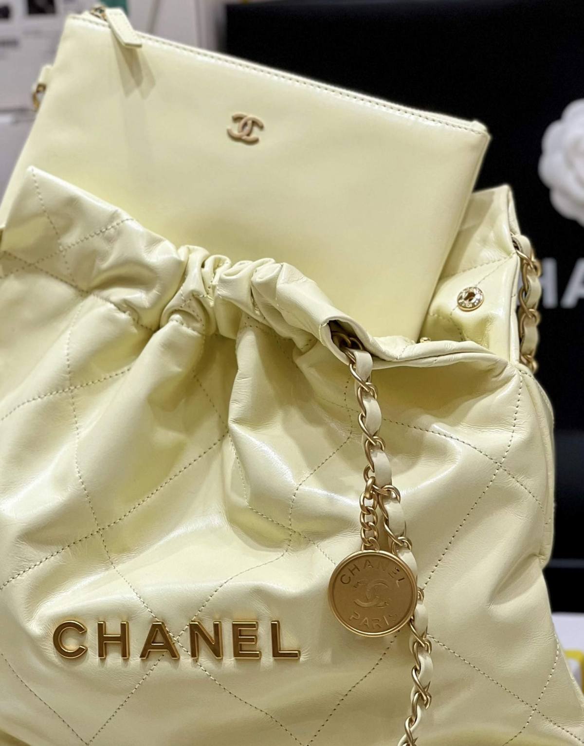 Exploring Ellebag super fake Chanel 22 Handbag (AS3260): A Craftsmanship Perspective(2025 Feb Updated)-Интернет-магазин поддельной сумки Louis Vuitton лучшего качества, копия дизайнерской сумки ru