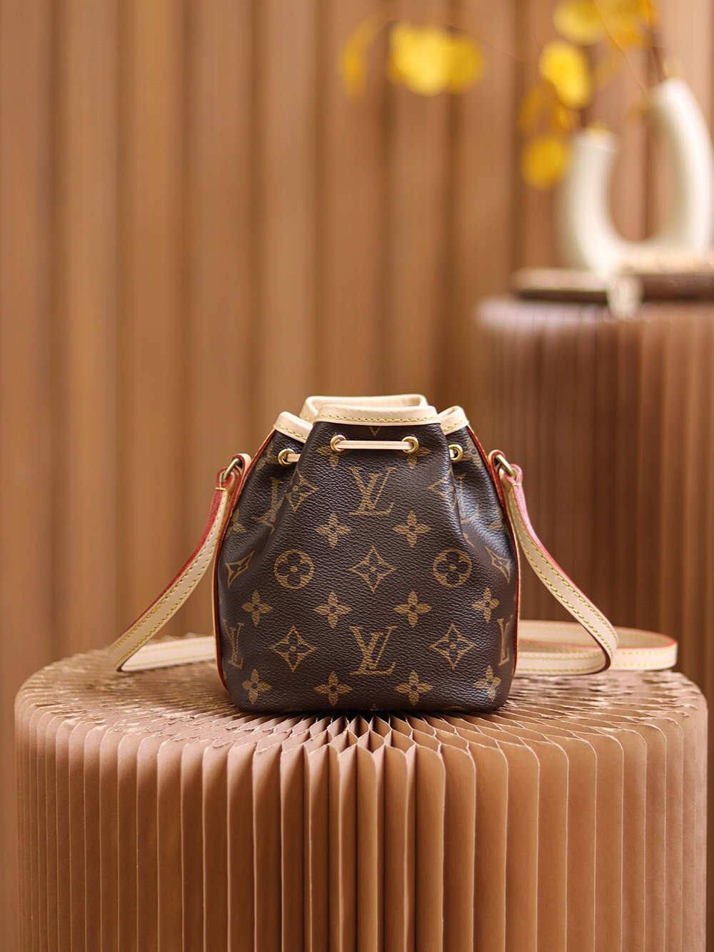 Ellebag’s 1:1 Replica of Louis Vuitton Nano M41346: The Mini Bucket Bag That Captures Timeless Luxury(2025 Feb Updated)-Ti o dara ju Didara iro Louis Vuitton apo Online itaja, Ajọra onise apo ru