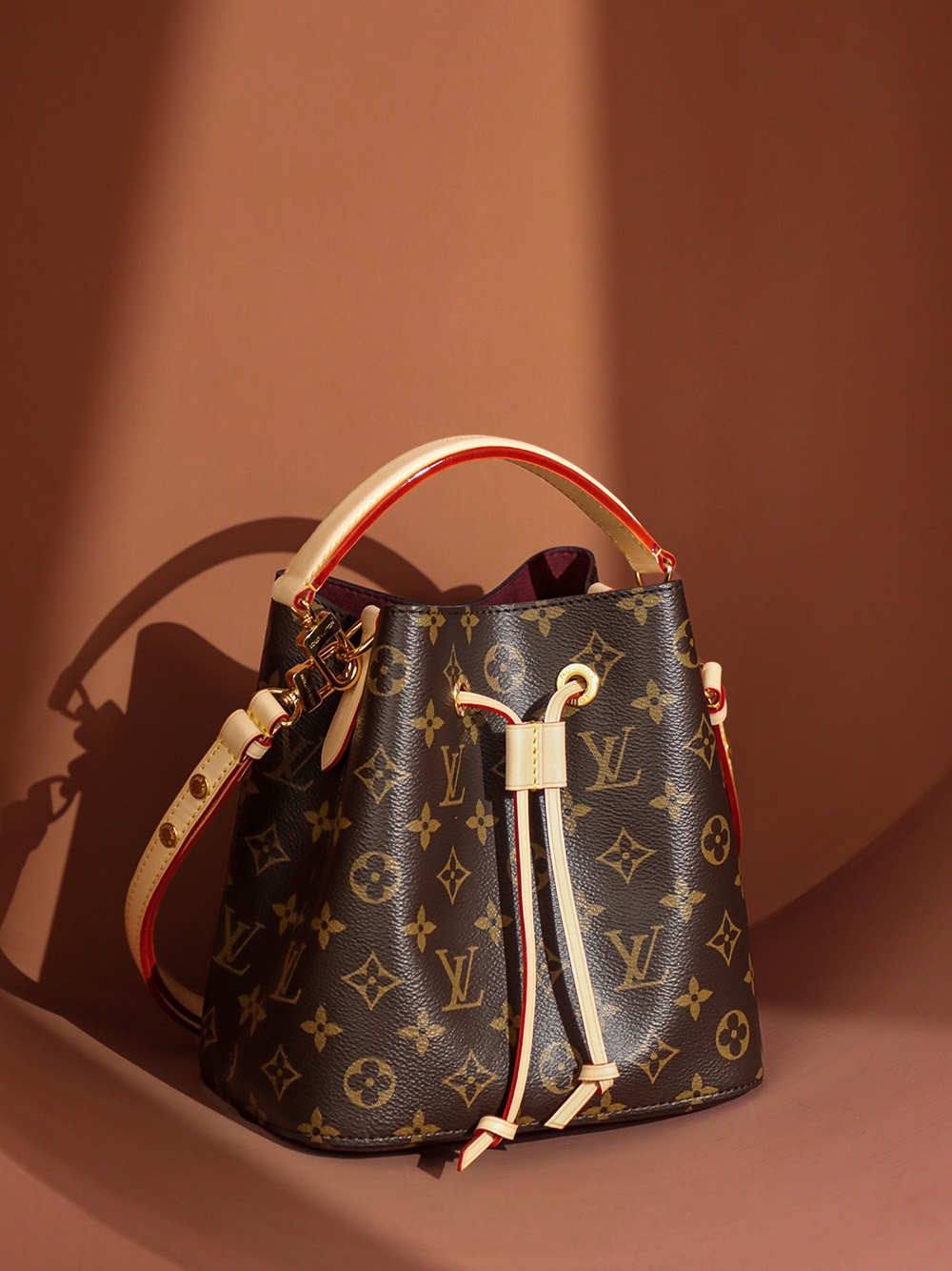 “Ellebag’s 1:1 Replica of Louis Vuitton NÉONOÉ BB M46581: A Perfect Fusion of Vintage Charm and Modern Elegance”(2025 Mar Updated)-Best Quality Fake Louis Vuitton Bag Online Store, Replica designer bag ru