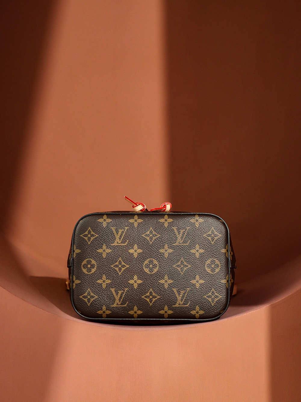 “Ellebag’s 1:1 Replica of Louis Vuitton NÉONOÉ BB M46581: A Perfect Fusion of Vintage Charm and Modern Elegance”(2025 Mar Updated)-Best Quality Fake Louis Vuitton Bag Online Store, Replica designer bag ru