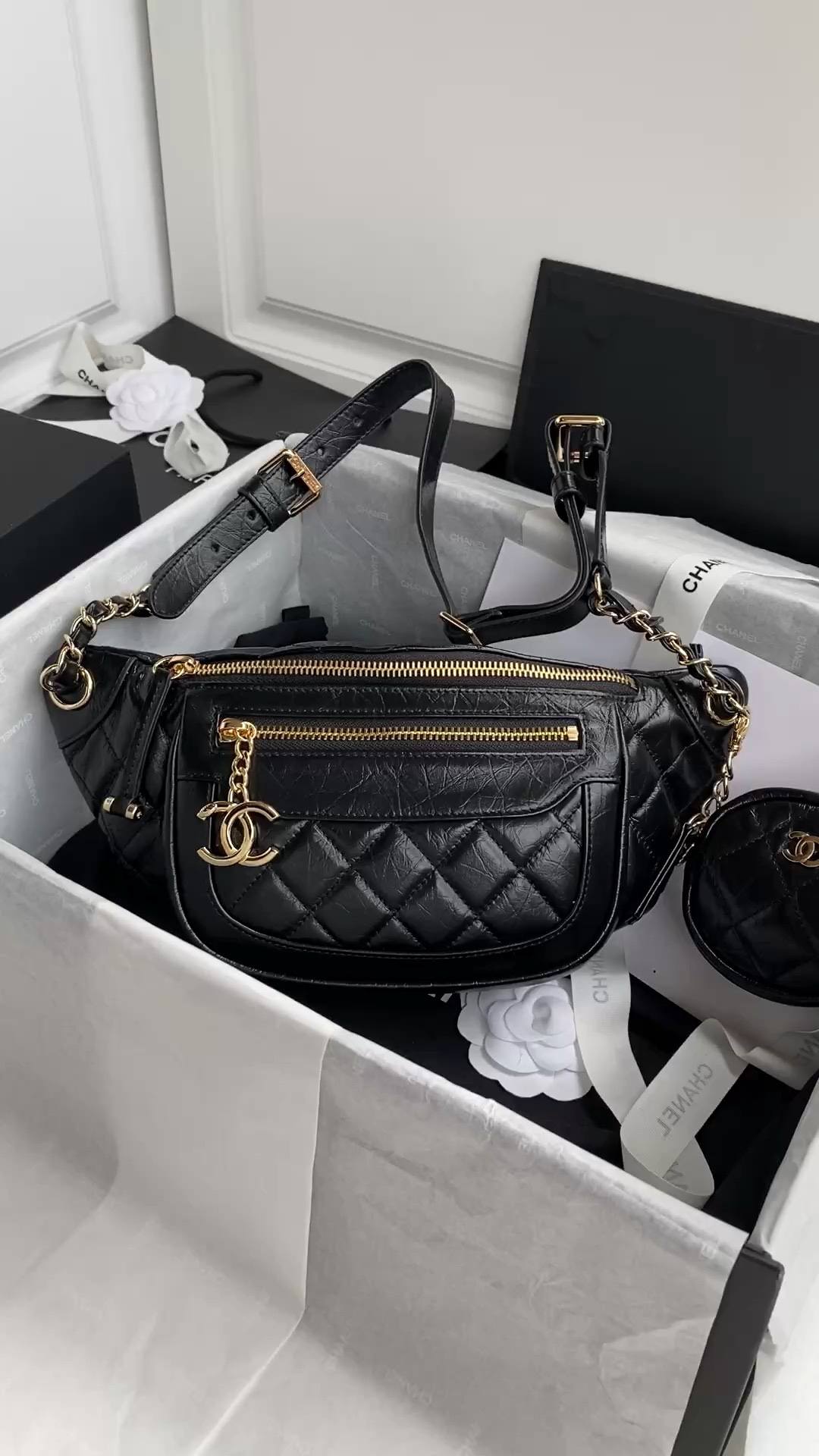 Exploring Ellebag’s Top-Grade Replica of the Chanel AS1077 Waist Bag: A 34cm x 15cm x 6cm Masterpiece(2025 Mar Updated)-Best Quality Fake Louis Vuitton Bag Online Store, Replica designer bag ru