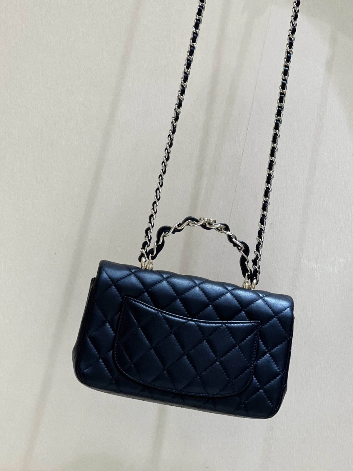 Exploring Ellebag’s Top-Grade Replica of the Chanel Classic Flap Mini Top Handle Bag: A 20cm Black Lambskin Icon(2025 Mar Updated)-Best Quality Fake Louis Vuitton Bag Online Store, Replica designer bag ru