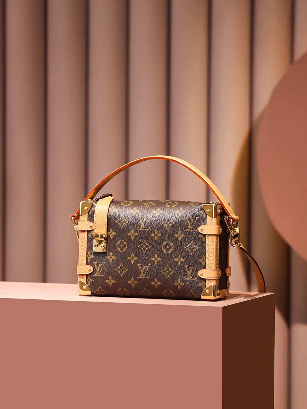 “Ellebag’s 1:1 Replica of Louis Vuitton Side Trunk M46358: A Soft yet Stylish Masterpiece”(2025 Mar Updated)-Best Quality Fake Louis Vuitton Bag Online Store, Replica designer bag ru